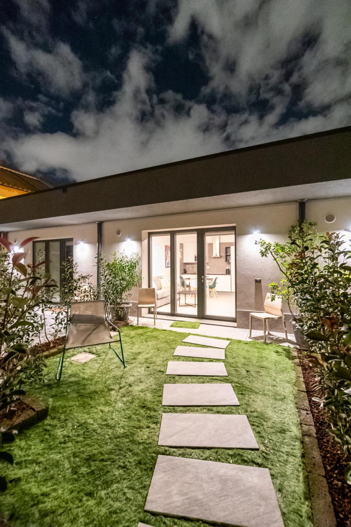Апартаменти Urban Garden Lofts By Blue Velvet Livings Мілан Екстер'єр фото
